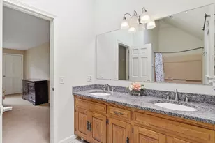 293 Davis St, Northborough, MA 01532 - Photo 30