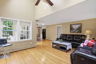 293 Davis St, Northborough, MA 01532 - Photo 8