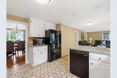 293 Davis Street, Northborough, MA 01532 - Photo 14
