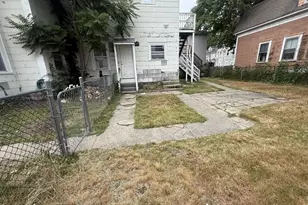 74-76 Walker St, Lowell, MA 01854 - Photo 4