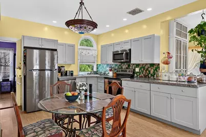 164 Pleasant St, Athol, MA 01331 - Photo 2