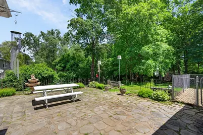 164 Pleasant St, Athol, MA 01331 - Photo 24