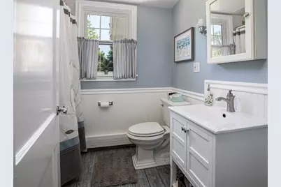 126 Grove Ave, Somerset, MA 02726 - Photo 16