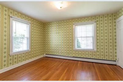 111 Mount Vernon Ave, Somerset, MA 02726 - Photo 18