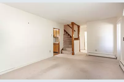 111 Mount Vernon Ave, Somerset, MA 02726 - Photo 10