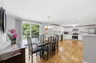 86 Scarsdale Rd, Springfield, MA 01129 - Photo 2