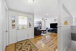 86 Scarsdale Rd, Springfield, MA 01129 - Photo 10