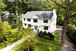 209 Bristol Rd, Wellesley, MA 02481 - Photo 2
