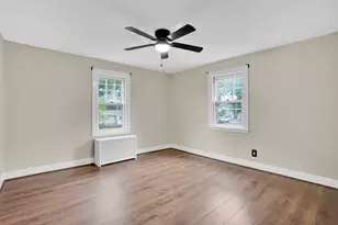 33 Olmsted Dr, Springfield, MA 01108 - Photo 16