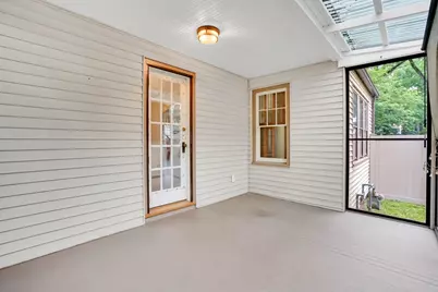 33 Olmsted Dr, Springfield, MA 01108 - Photo 20