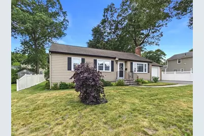 4 Anna Drive, Canton, MA 02021 - Photo 2
