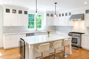 122 Laconia St, Lexington, MA 02420 - Photo 4