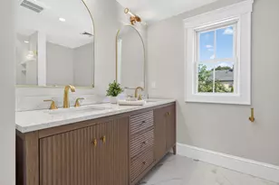 20 Saltonstall Rd, Medford, MA 02155 - Photo 26