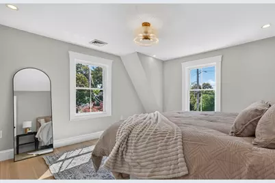 20 Saltonstall Rd, Medford, MA 02155 - Photo 24