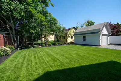 20 Saltonstall Rd, Medford, MA 02155 - Photo 40