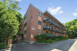 10 Linda Ln, Boston, MA 02125 - Photo 2