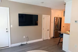 8 Burnside St, Salem, MA 01970 - Photo 8
