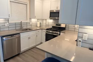 8 Burnside St, Salem, MA 01970 - Photo 24
