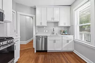 33 Rosemont, Boston, MA 02122 - Photo 10