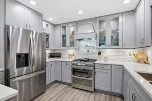 11 Friend St, Beverly, MA 01915 - Photo 10
