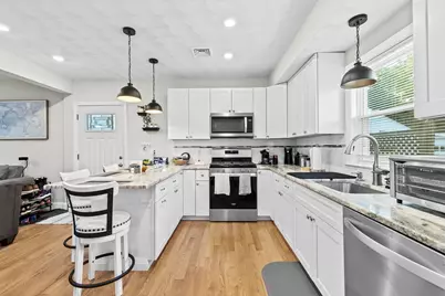 57 Buffum St #1, Salem, MA 01970 - Photo 8