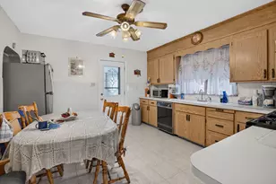 549 Main St, Medford, MA 02155 - Photo 6