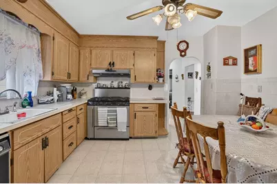 549 Main St, Medford, MA 02155 - Photo 8