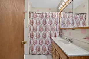 549 Main St, Medford, MA 02155 - Photo 18