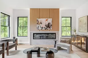 18 Rockland St, Wellesley, MA 02481 - Photo 2