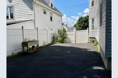630 Metropolitan Ave #3, Boston, MA 02136 - Photo 20