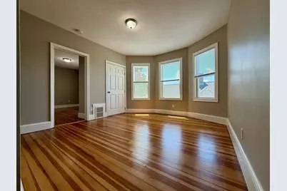 630 Metropolitan Ave #3, Boston, MA 02136 - Photo 4