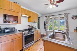 309 Ireland St, Chesterfield, MA 01084 - Photo 10