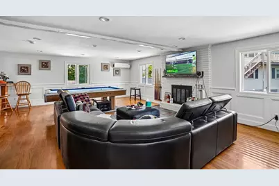 109 Broadsound Ave, Revere, MA 02151 - Photo 20