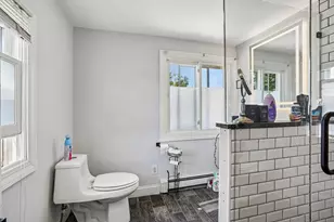 109 Broadsound Ave, Revere, MA 02151 - Photo 16