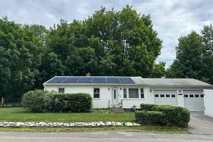 8 Bishop St, Leominster, MA 01453 - Photo 1