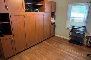 8 Bishop St, Leominster, MA 01453 - Photo 12