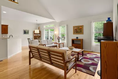 31 Stonebridge Dr #31, Hanson, MA 02341 - Photo 8