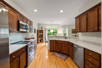 31 Stonebridge Dr #31, Hanson, MA 02341 - Photo 12