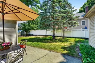 32 Bobolink Rd, Wellesley, MA 02481 - Photo 36