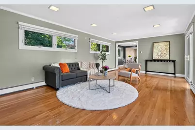 32 Bobolink Rd, Wellesley, MA 02481 - Photo 12
