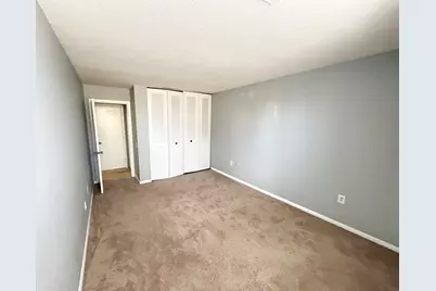 14 Shrewsbury Green Dr #D, Shrewsbury, MA 01545 - Photo 10
