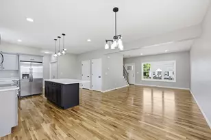 30 Goldenrod, Springfield, MA 01109 - Photo 12