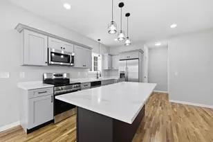 30 Goldenrod, Springfield, MA 01109 - Photo 16
