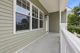 30 Goldenrod, Springfield, MA 01109 - Photo 6