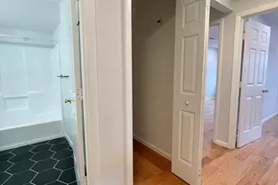15 Marion St, Boston, MA 02131 - Photo 20