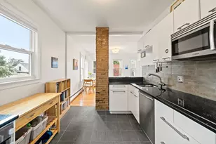 6 Fourth St Pl, Cambridge, MA 02141 - Photo 10