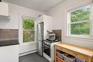 6 Fourth St Pl, Cambridge, MA 02141 - Photo 8