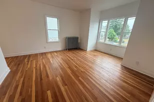 48 Tuttle St, Fall River, MA 02724 - Photo 8