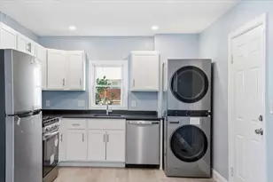 26 Bay St, Hull, MA 02045 - Photo 12