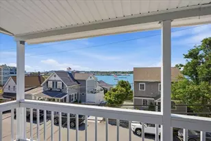 26 Bay St, Hull, MA 02045 - Photo 8